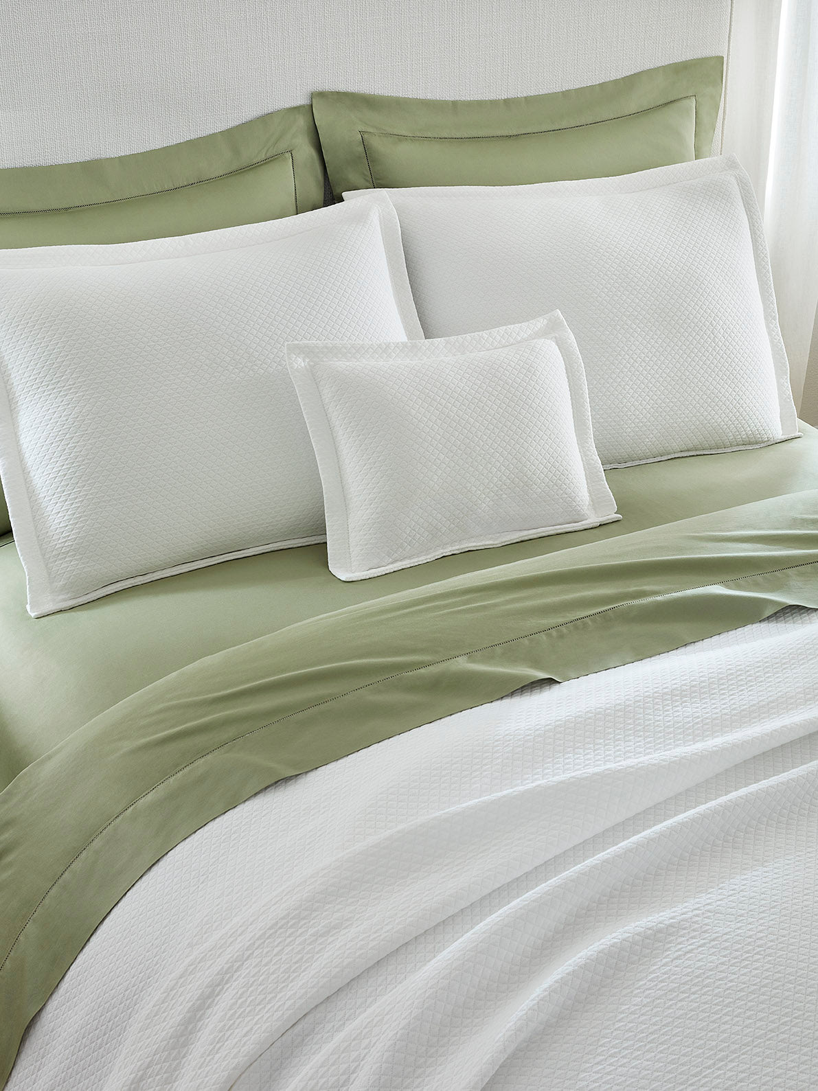 Rombo by Sferra Coverlet