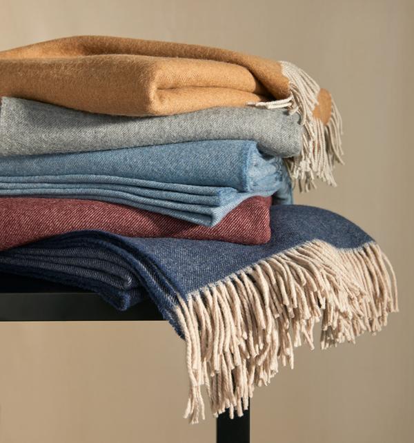 Sferra Tartini Throw