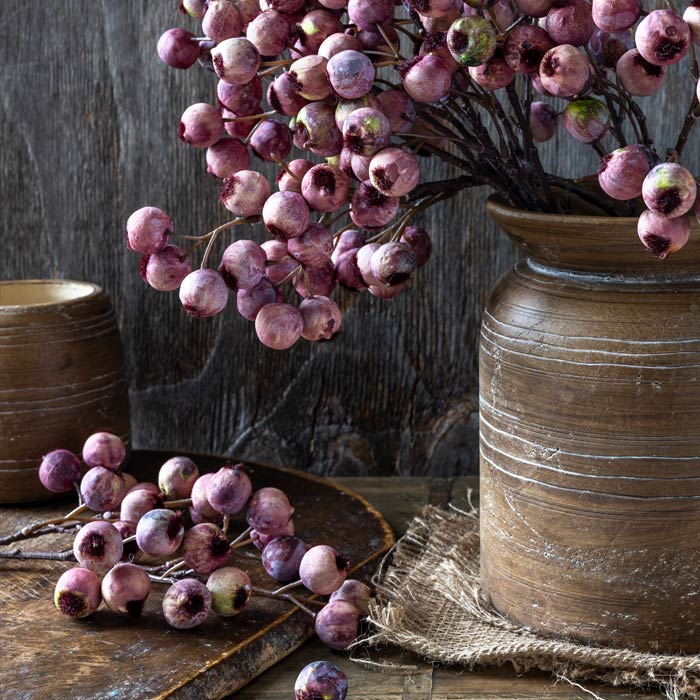 The New Fall Floral: How to Bring Autumn In Without Overdoing It