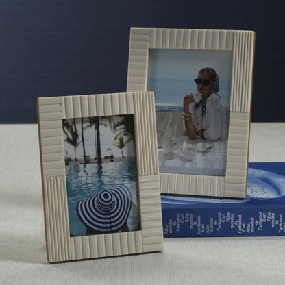 Lara Ribbed Ivory Resin Photo Frame
