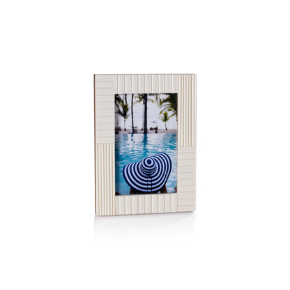 Lara Ribbed Ivory Resin Photo Frame